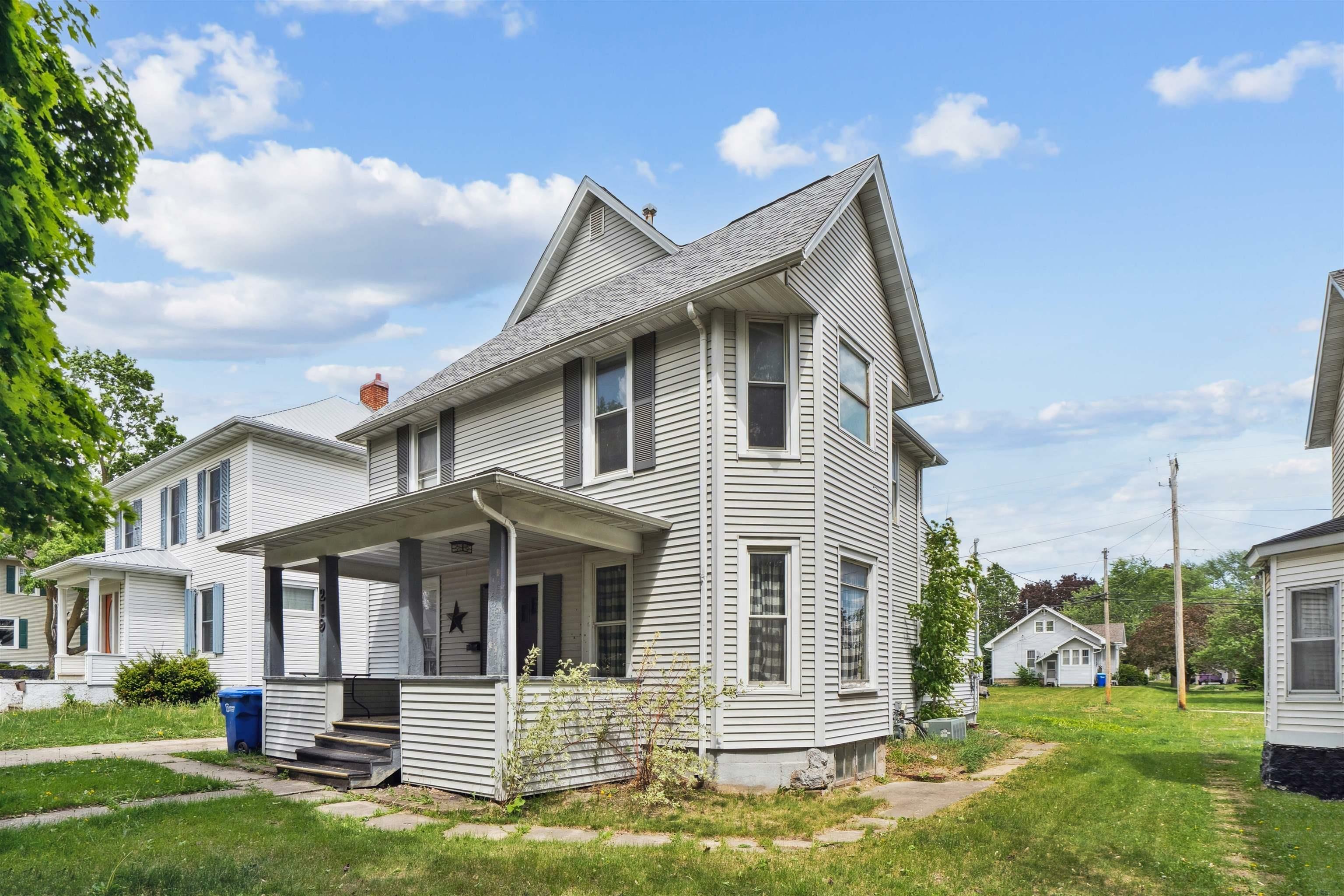 219 1st Ave NE  Oelwein IA 50662 photo