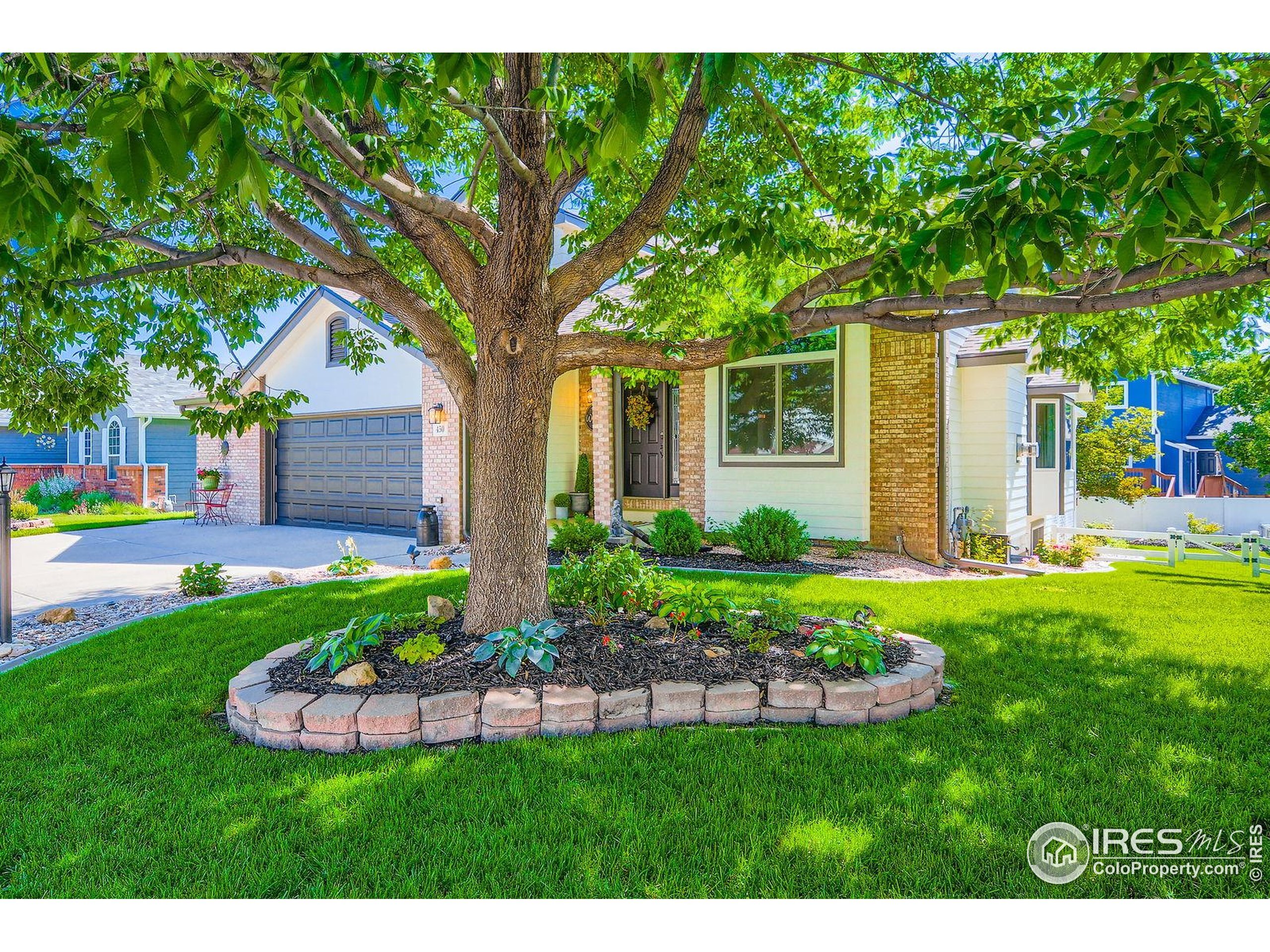 Property Photo:  450 Wapola Ave  CO 80537 