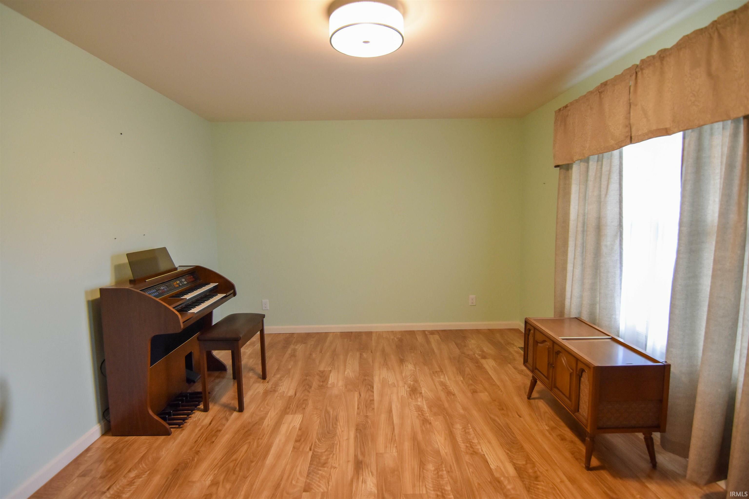Property Photo: 4104 Saddlebrooke Lane IN 47715