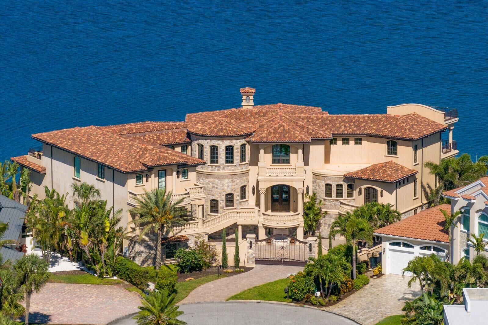 Property Photo:  100 Sands Point Drive  FL 33715 