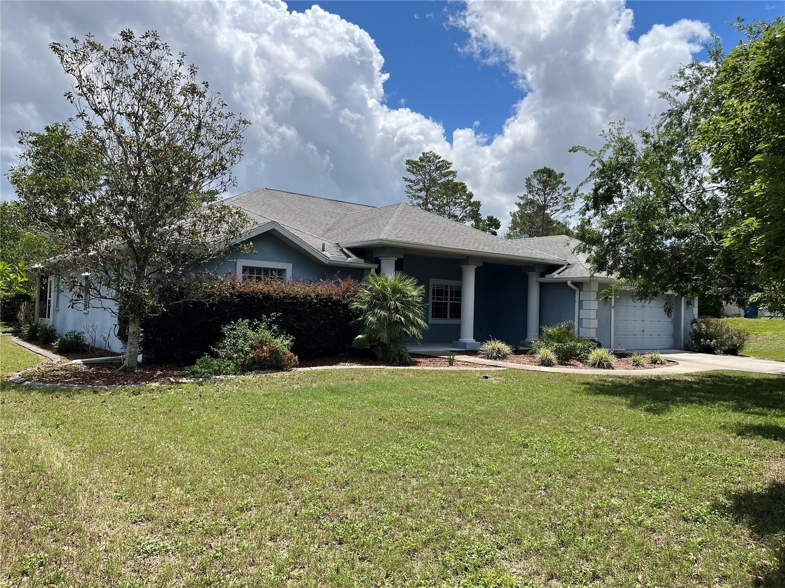 Property Photo:  10054 Hernando Ridge Road  FL 34613 