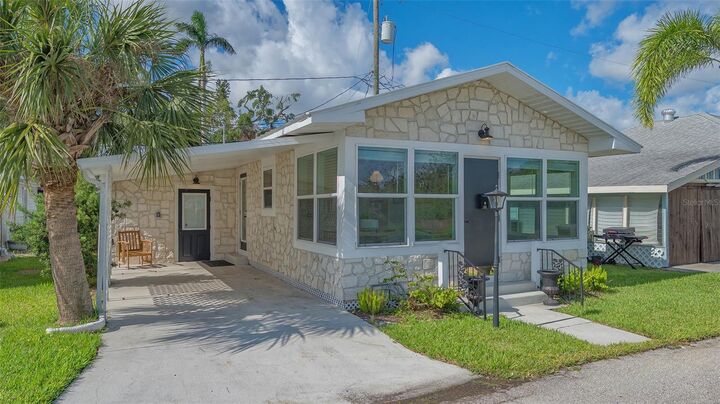 13 Oak Street  Bradenton FL 34208 photo