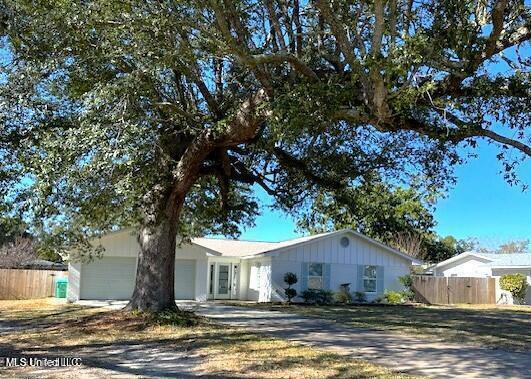 Property Photo: 7 Villa Cove Drive MS 39507