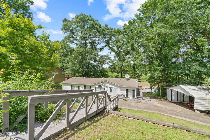 Property Photo:  275 Burtom Road  GA 31024 
