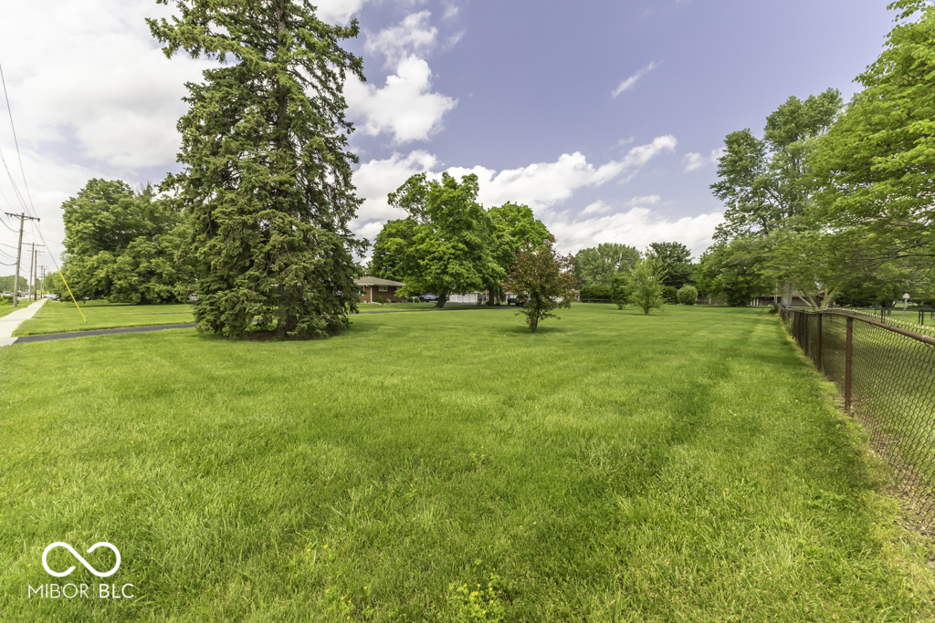 Property Photo:  1190 W Jefferson Street  IN 46131 
