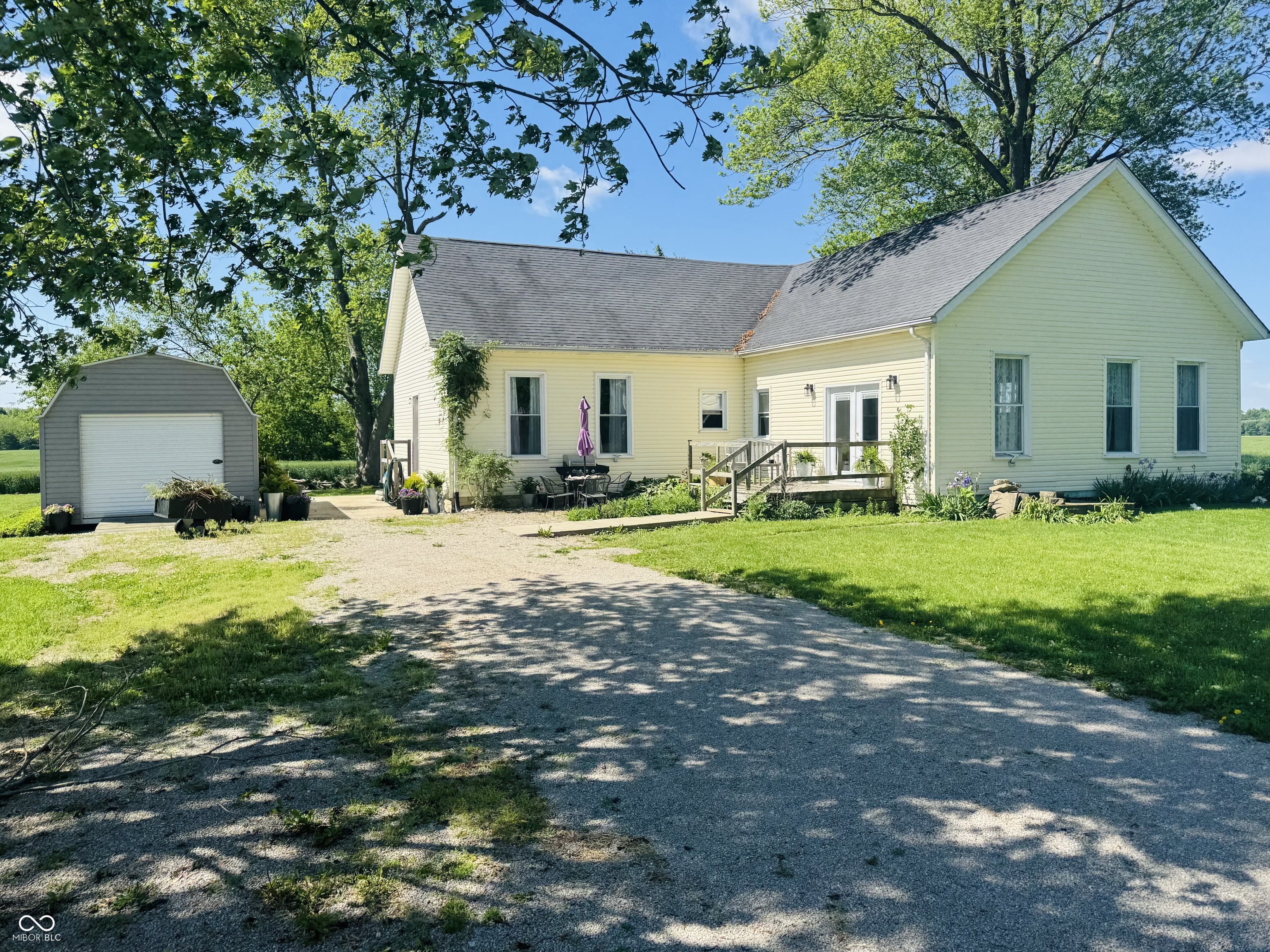 Property Photo: 18755 E County Road 750 N IN 47246