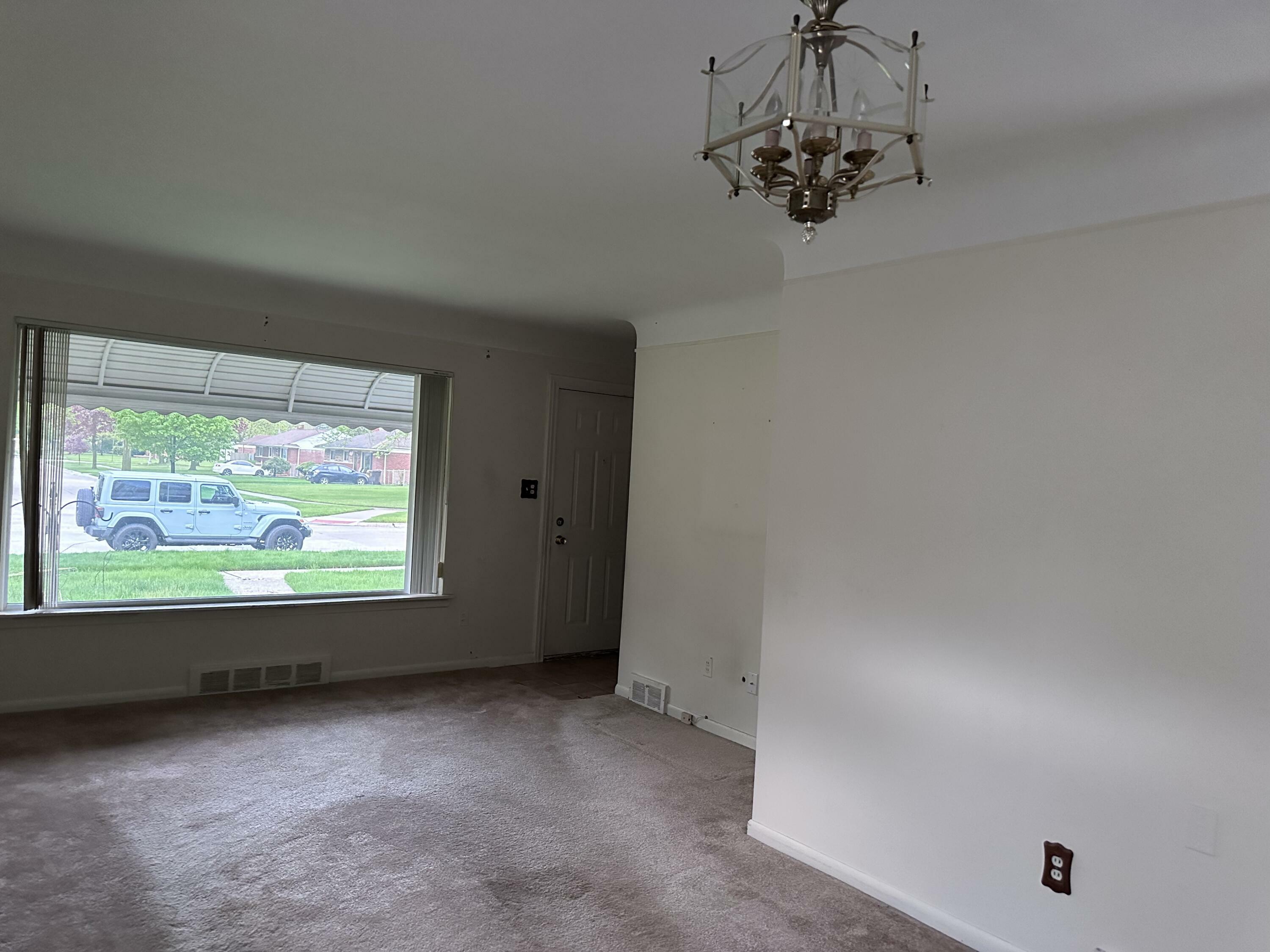 Property Photo: 2584 Longmeadow Drive MI 48183