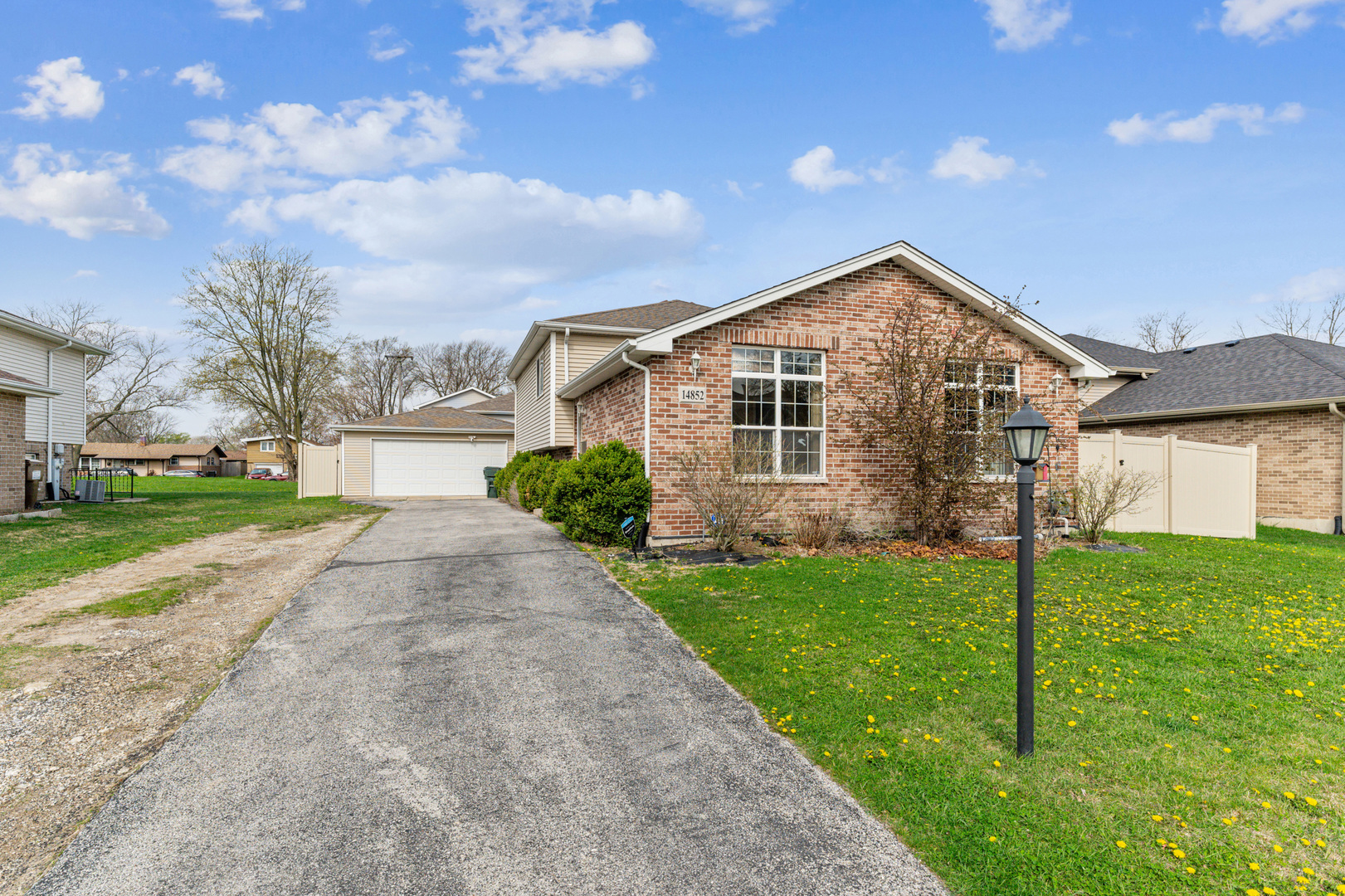 14852 Park Avenue  Oak Forest IL 60452 photo