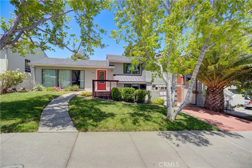 Property Photo:  810 Meinecke Avenue  CA 93405 