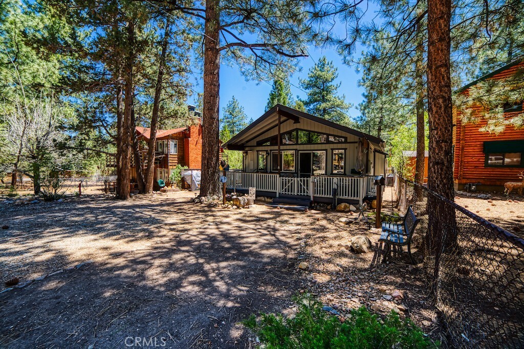 Property Photo: 1150 Pine Ridge Lane CA 92314