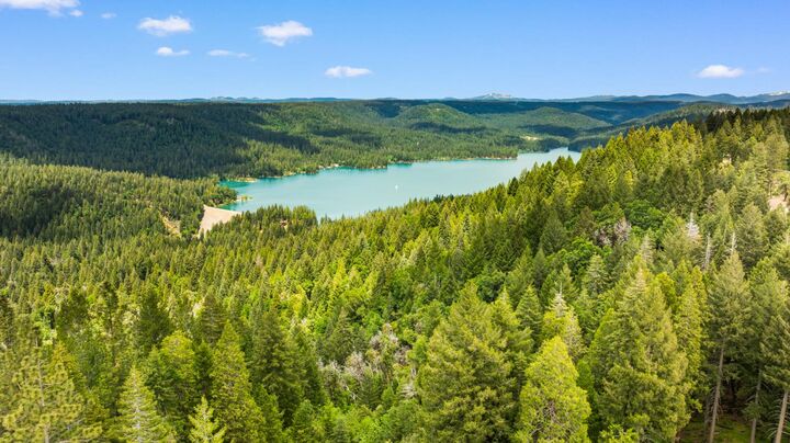 Property Photo: 14647 Banner Quaker Hill Road CA 95959