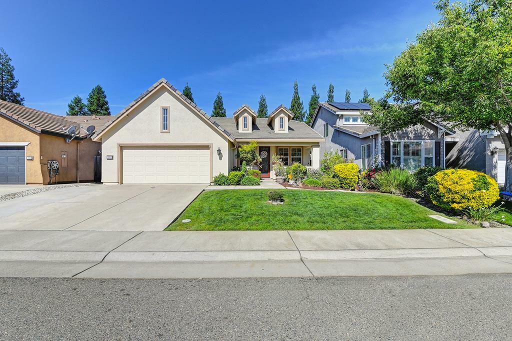 Property Photo:  2874 Gray Fox Way  CA 95648 