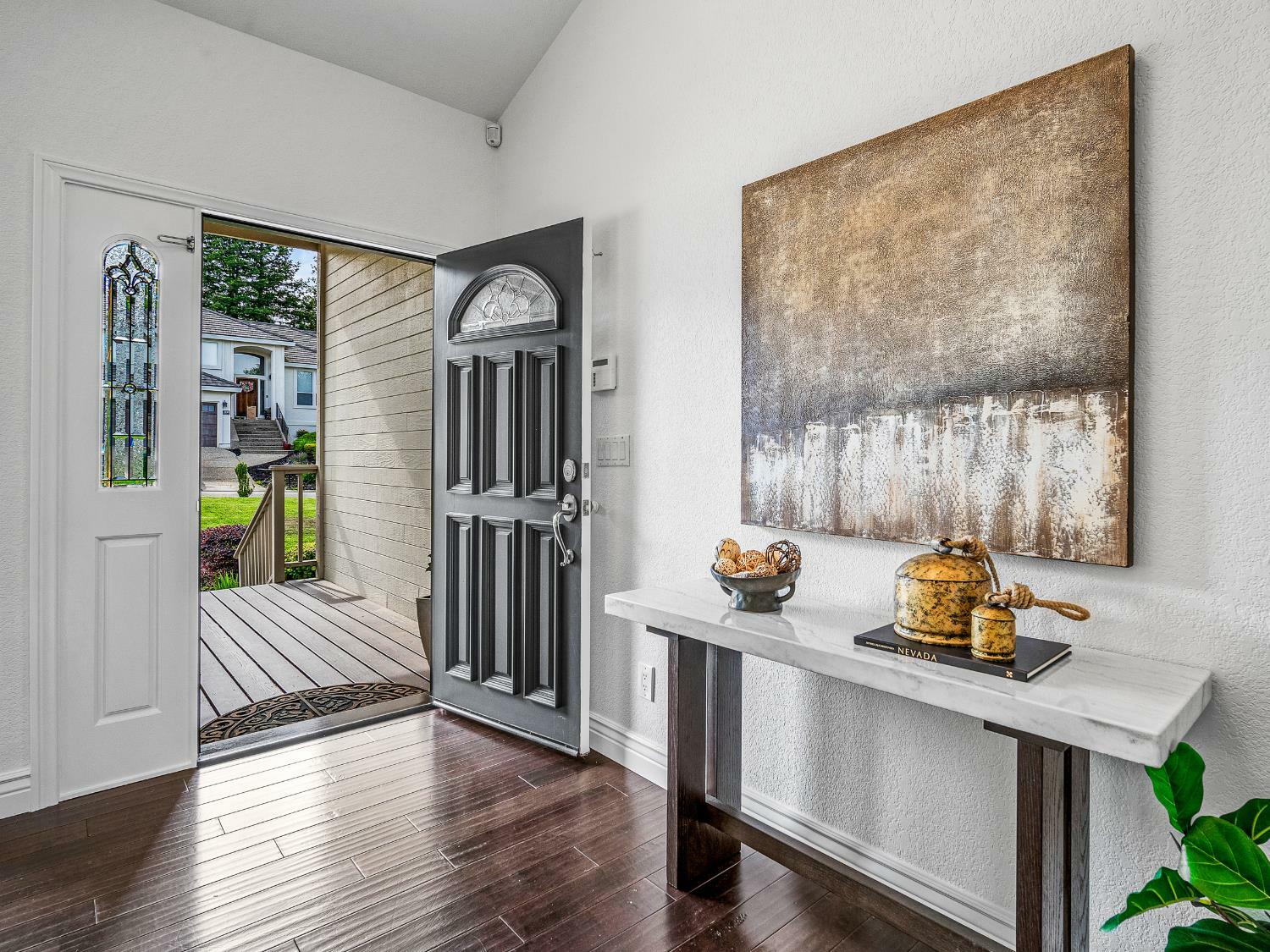 Property Photo: 2141 Shelby Circle CA 95762