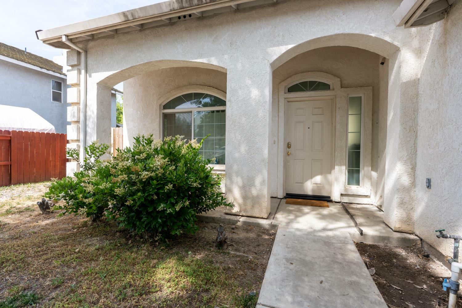 Property Photo: 3529 Paseo Verde Avenue CA 95348