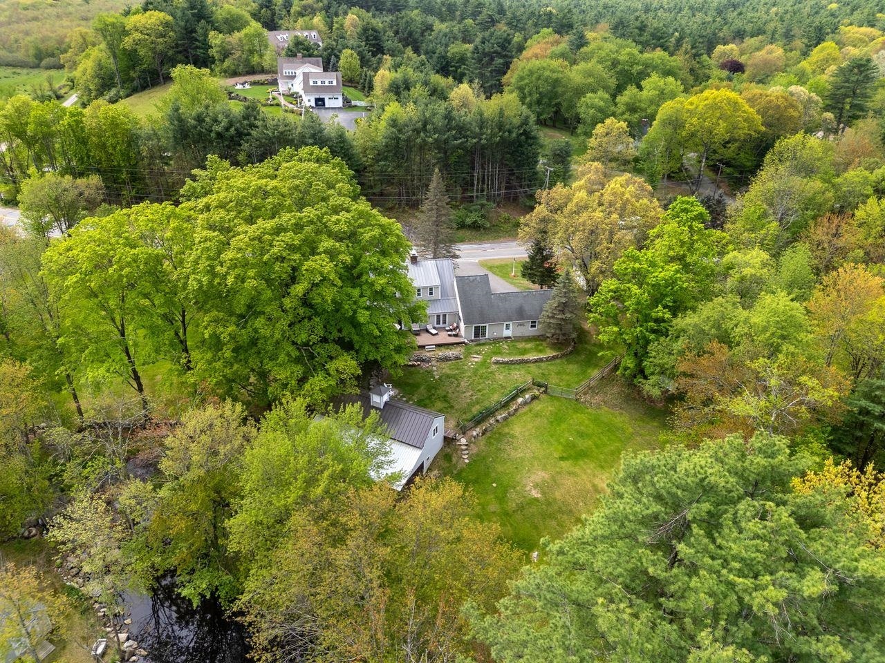 Property Photo: 273 N Amherst Road NH 03110