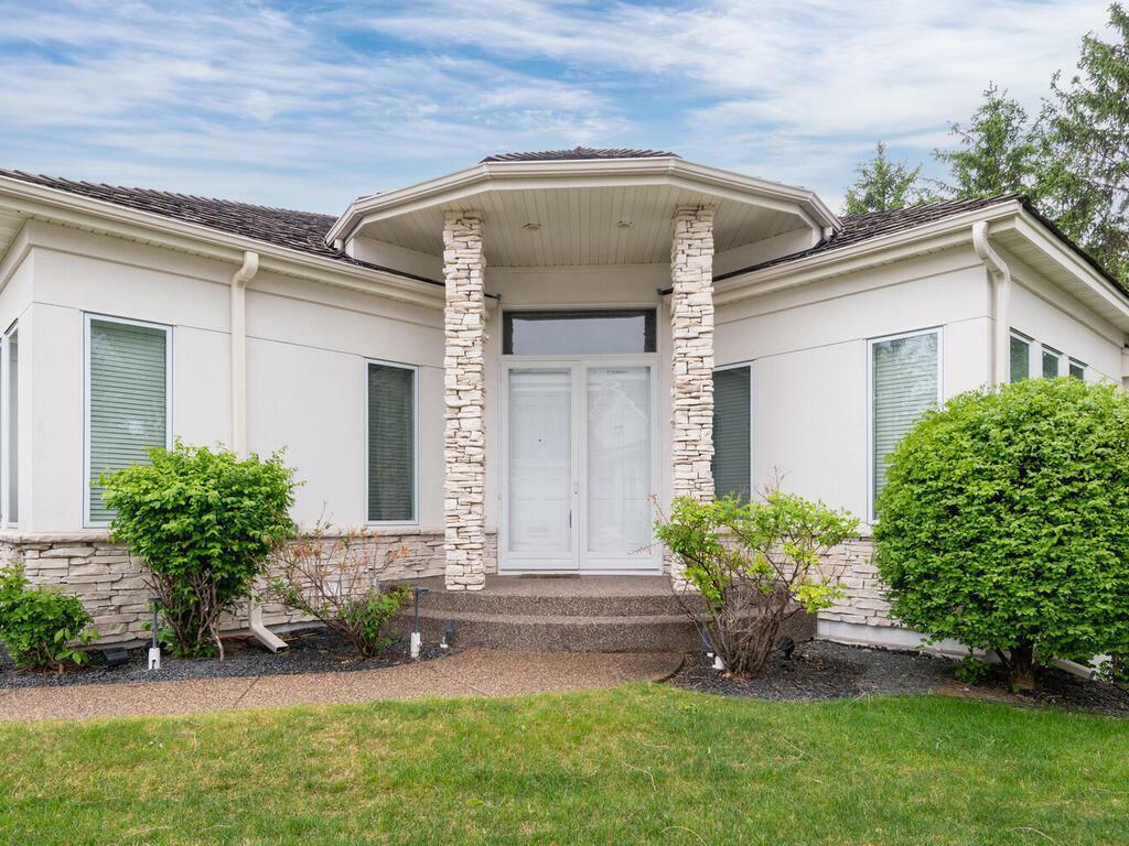 Property Photo:  2673 Cedar Green  MN 55305 