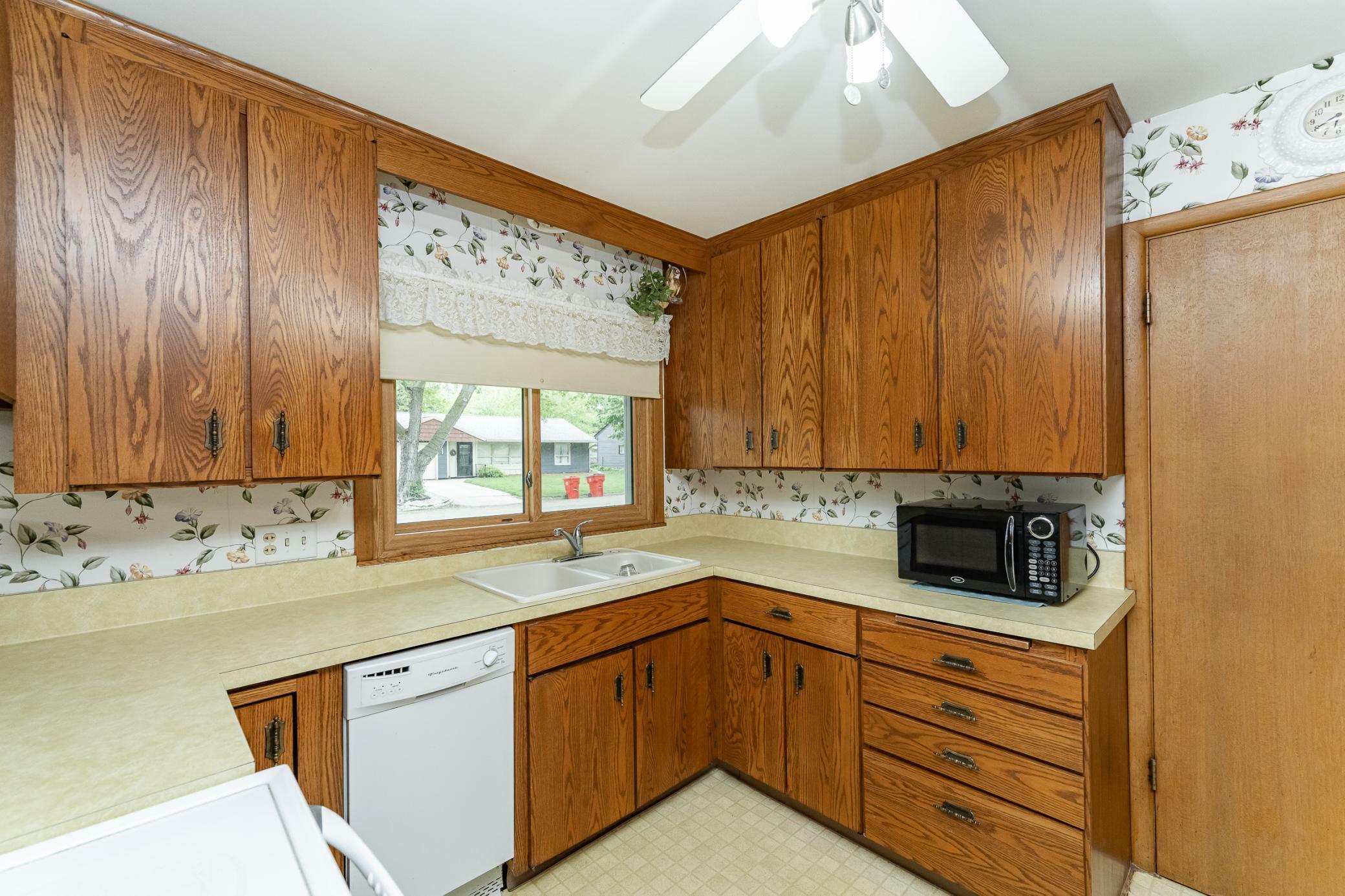 Property Photo: 1426 Graham Court SE MN 55904
