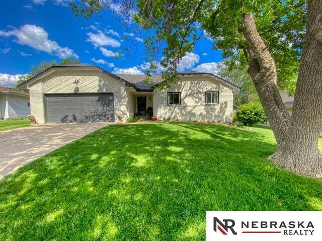 811 Tara Road  Papillion NE 68046 photo