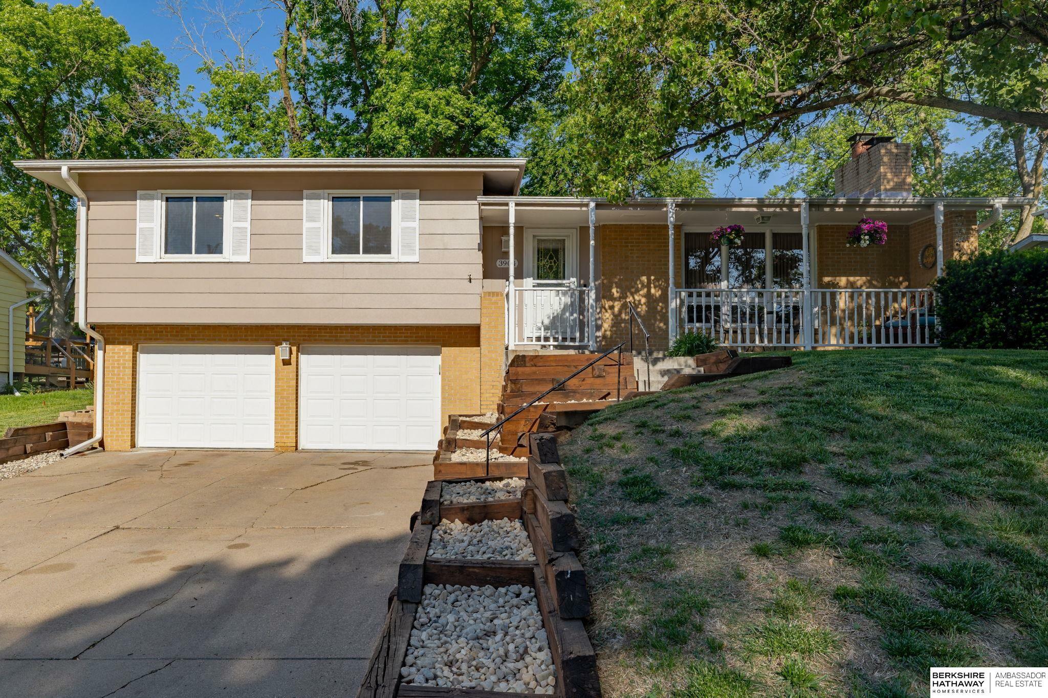 3904 Terrace Drive  Omaha NE 68134 photo