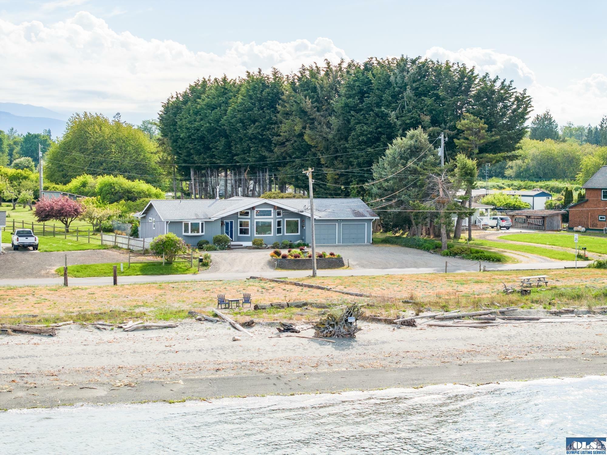 Property Photo: 1432 Jamestown Rd WA 98382