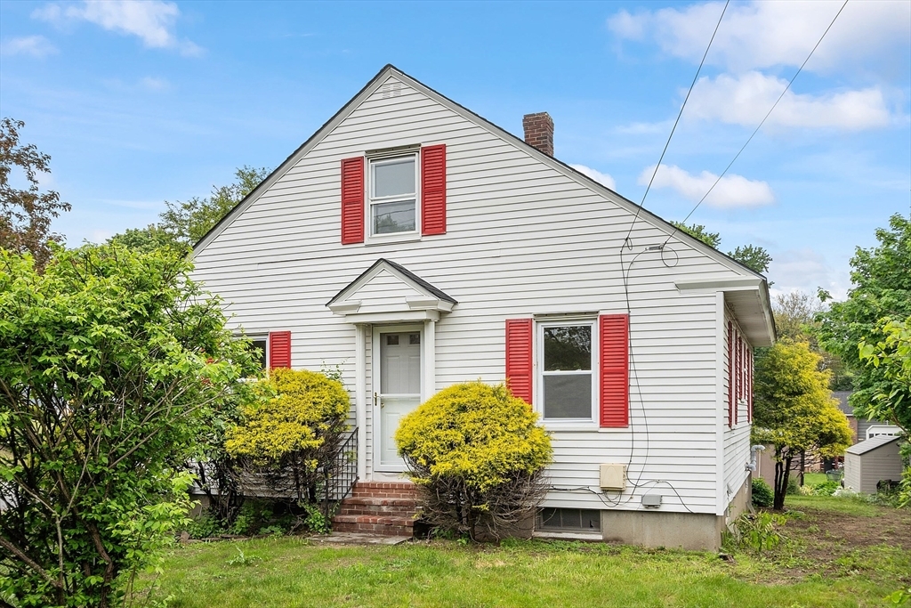 Property Photo:  60 Mount Vernon St  MA 01843 