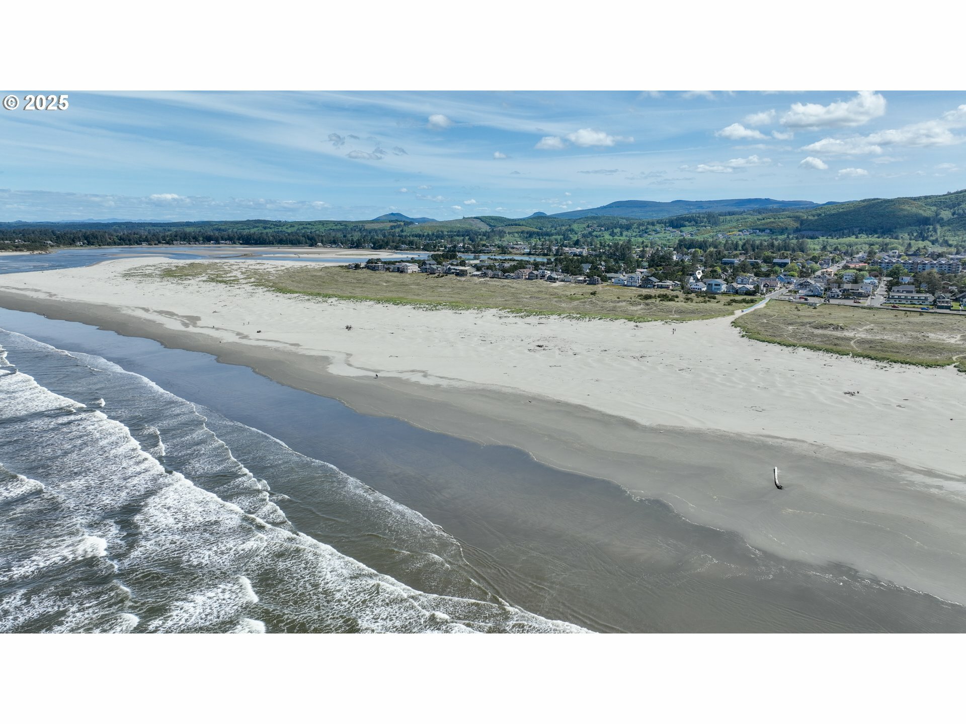 Property Photo: 1209 N Prom OR 97138