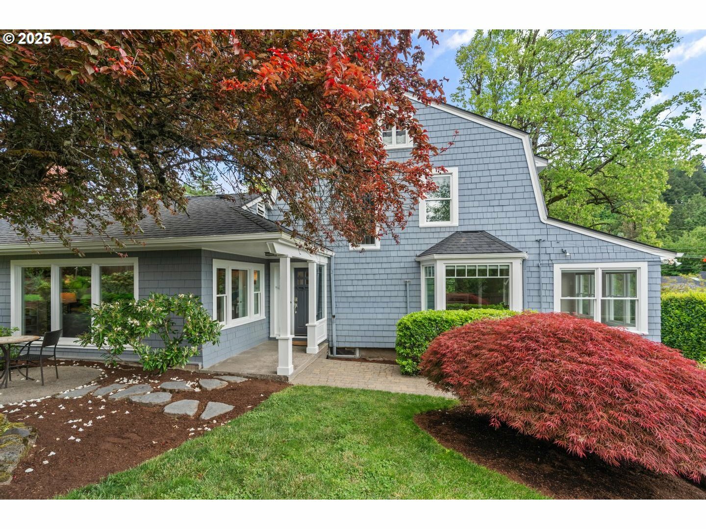 Property Photo: 3537 SW Woods St OR 97221