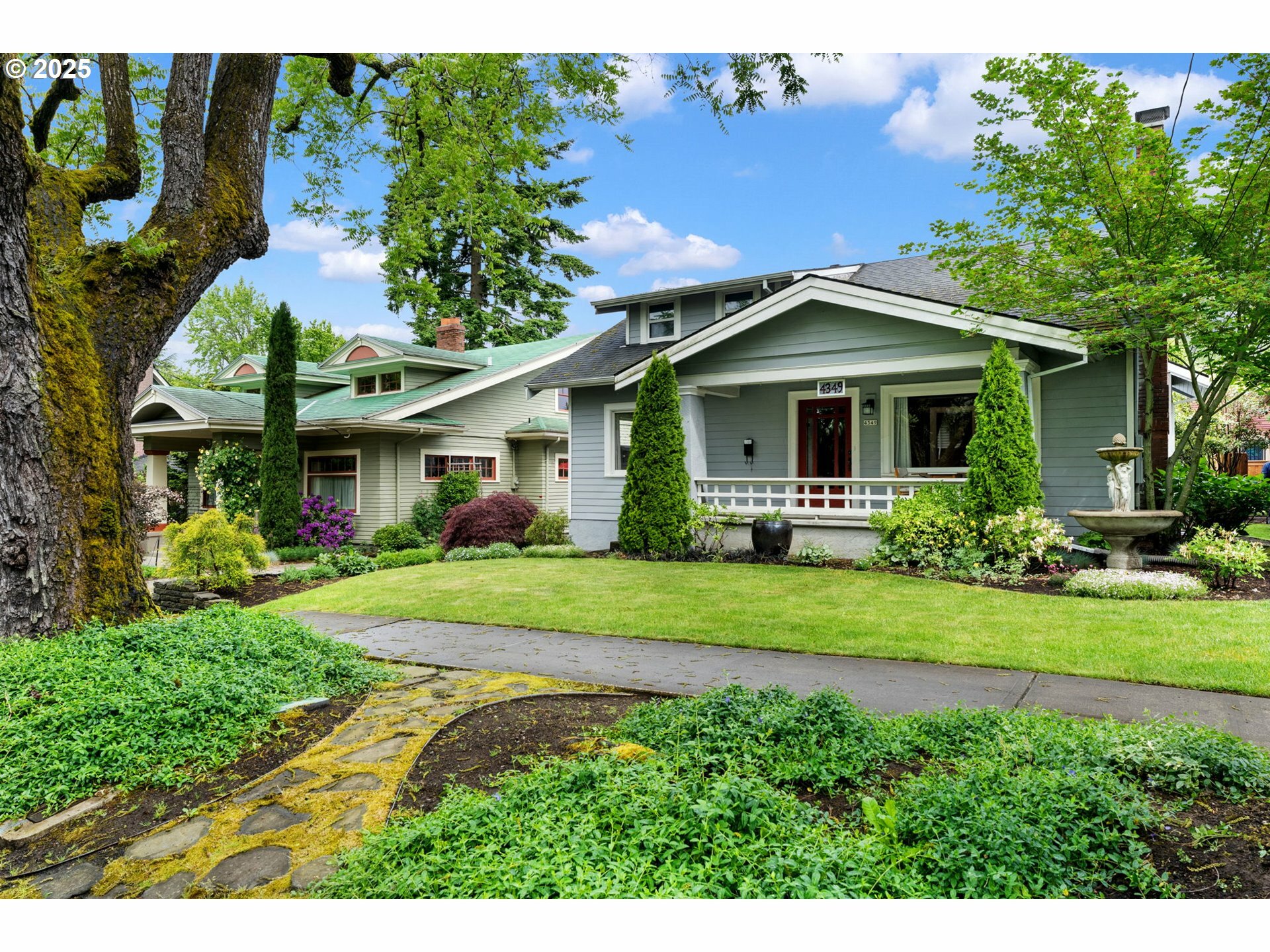 Property Photo: 4349 NE Glisan St OR 97213