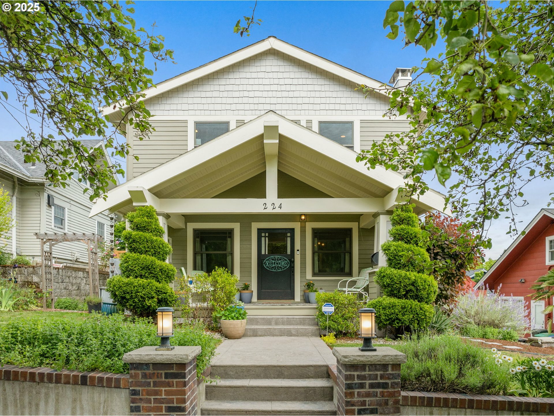 224 NE 44th Ave  Portland OR 97213 photo