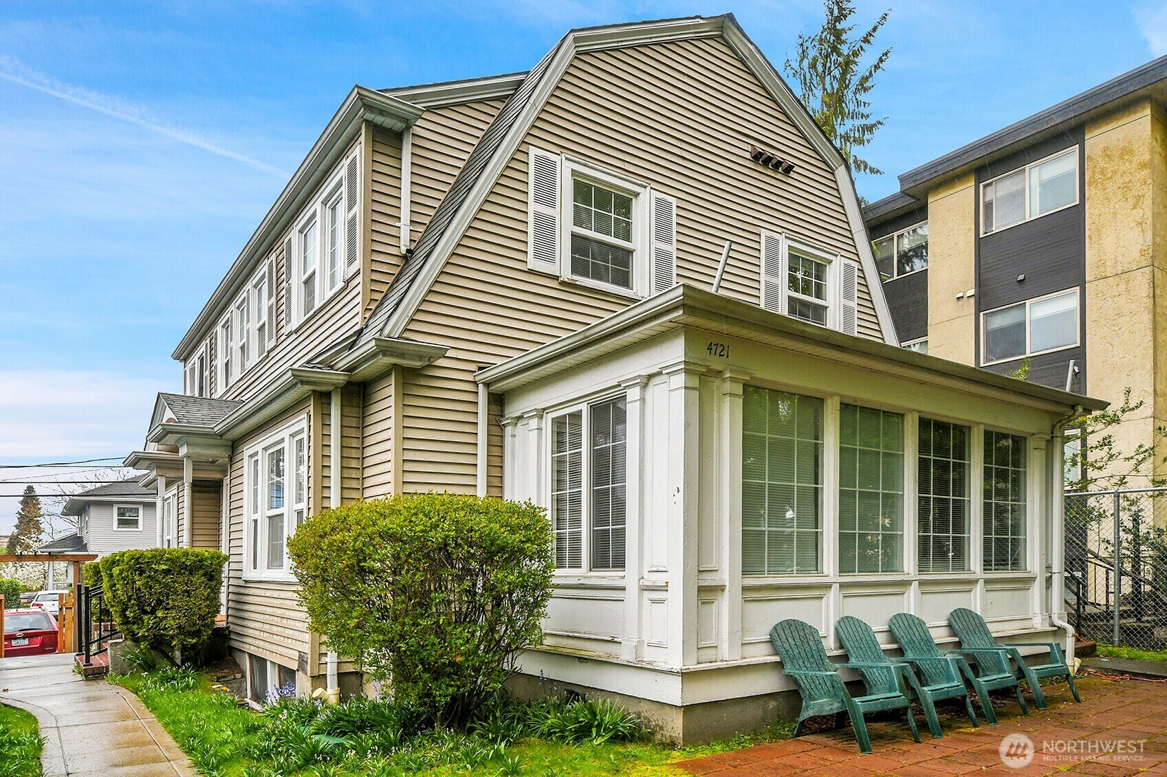 Property Photo: 4721 17th Avenue NE WA 98105