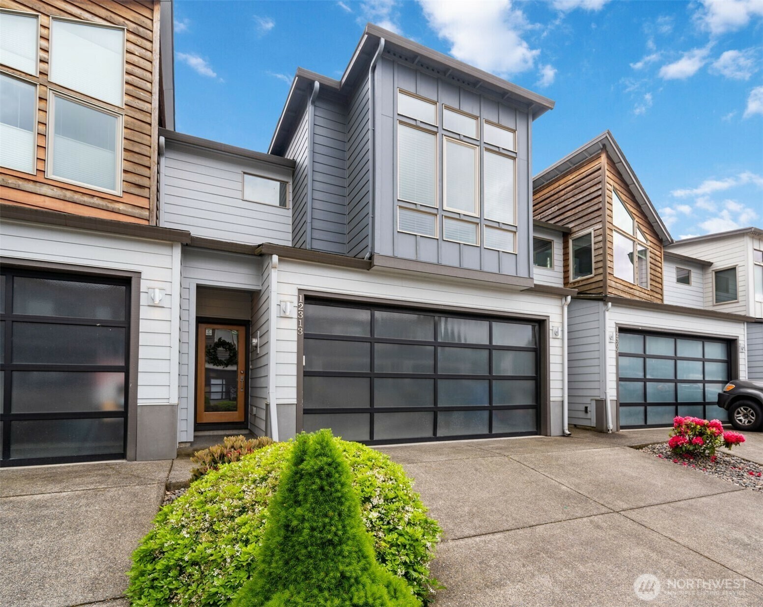 Property Photo: 12313 NE 116th Street N WA 98682