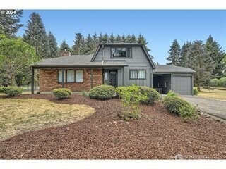 Property Photo:  4001 NW 127th Street  WA 98685 