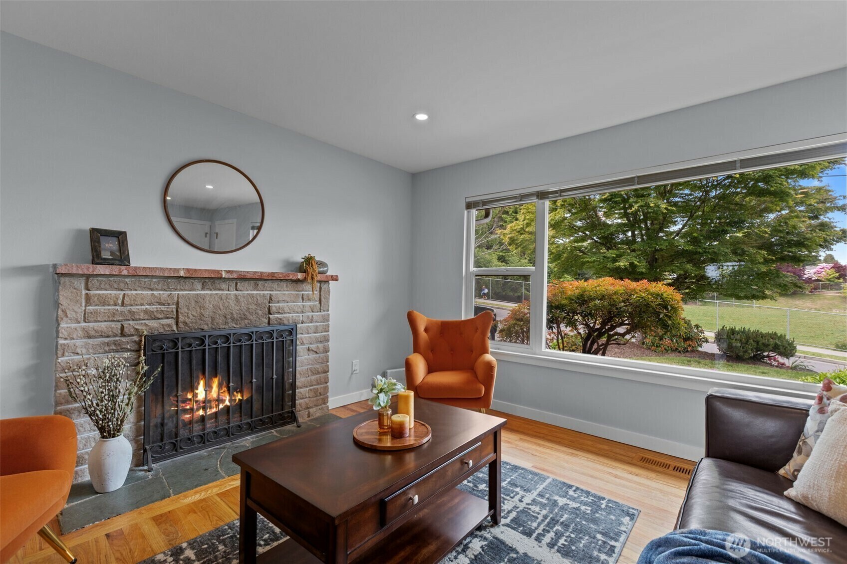 Property Photo: 3811 SW 105th Street WA 98146