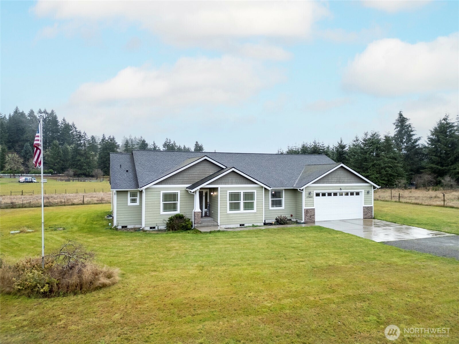 Property Photo: 17440 Crowder Road SE WA 98589