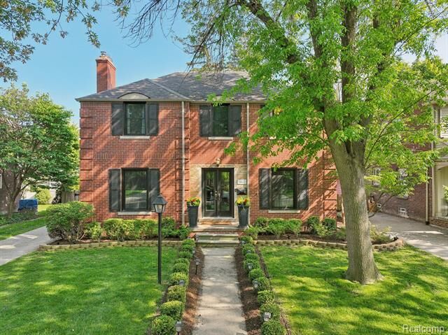 Property Photo: 441 Roland Road MI 48236