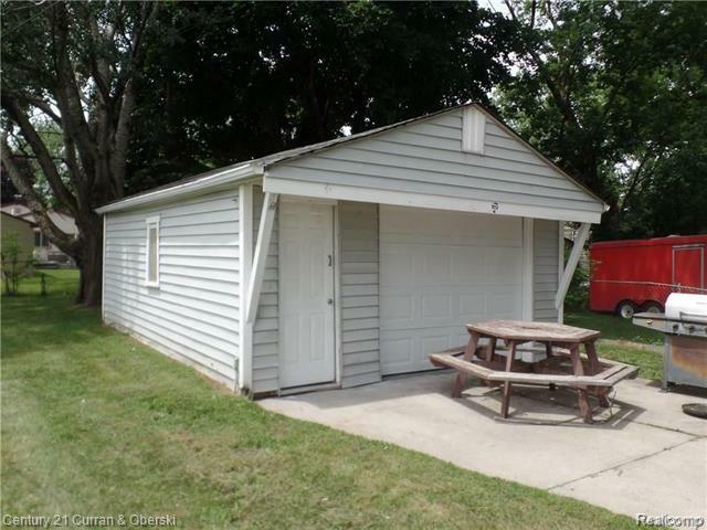 Property Photo: 6420 Burr Street MI 48180