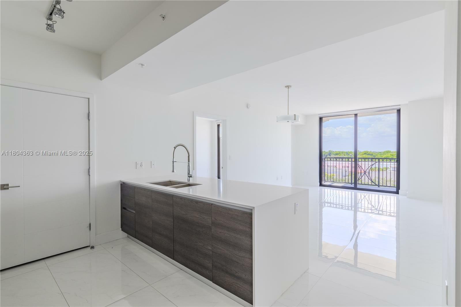 Property Photo: 301 Altara Ave 519 FL 33146