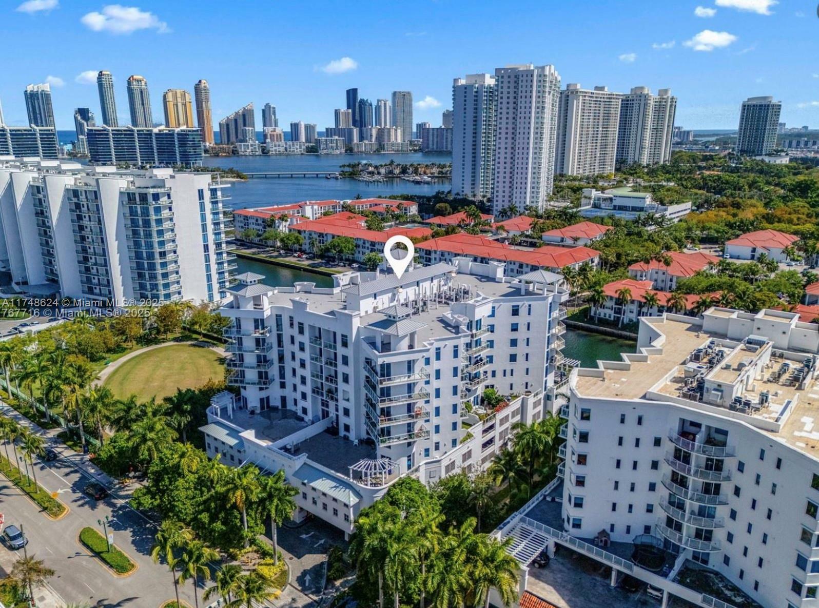 Property Photo: 3030 NE 188th St 602 FL 33180