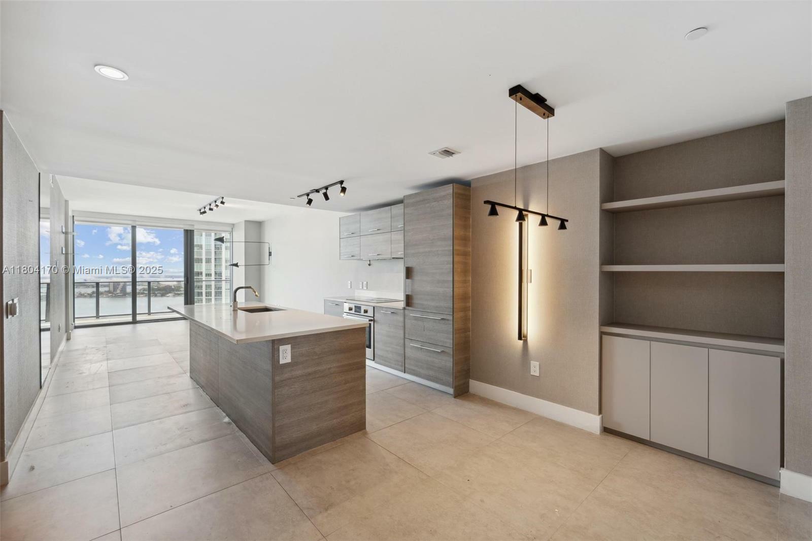 Property Photo: