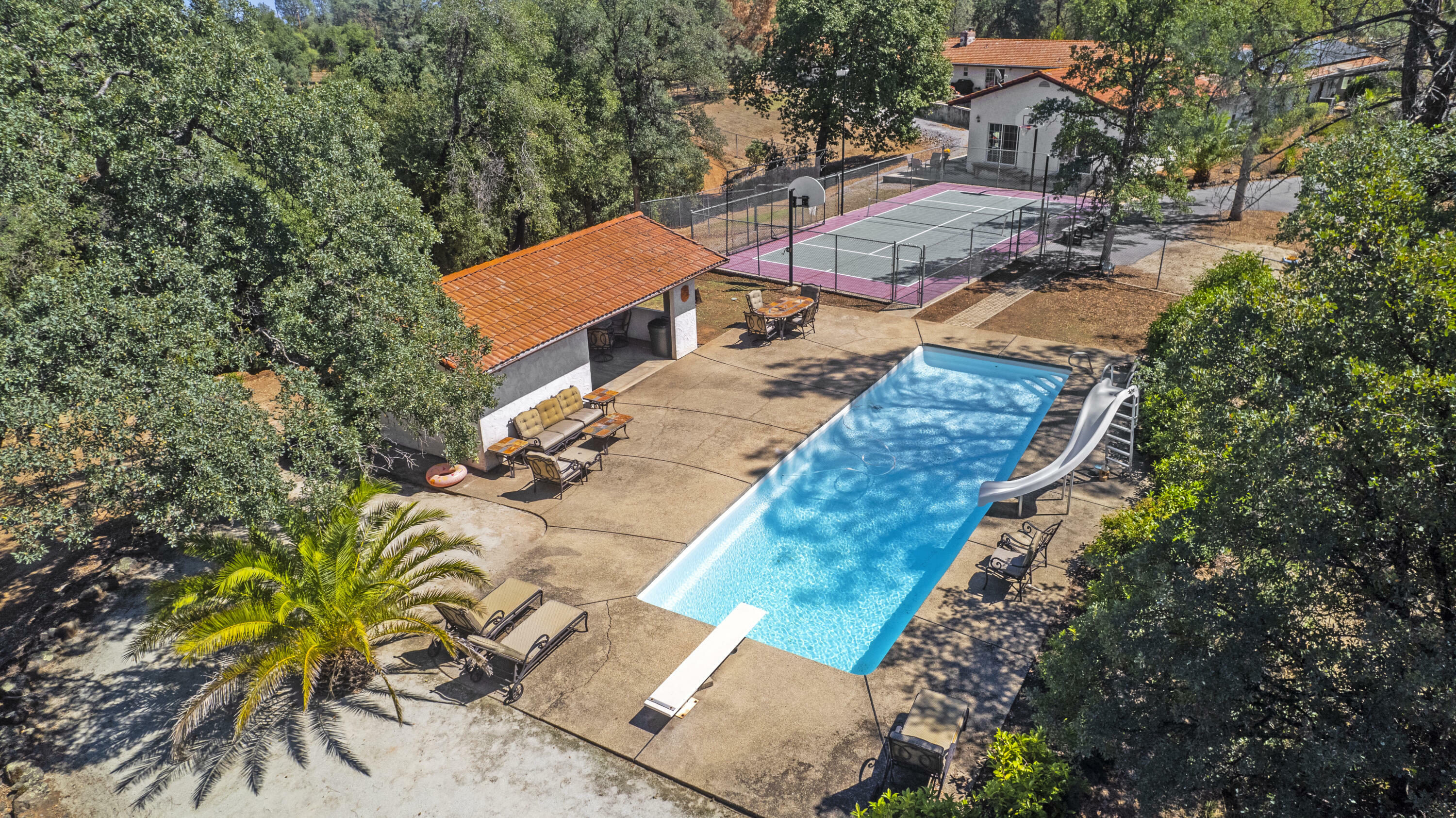 17832 Windsor Lane  Anderson CA 96007 photo