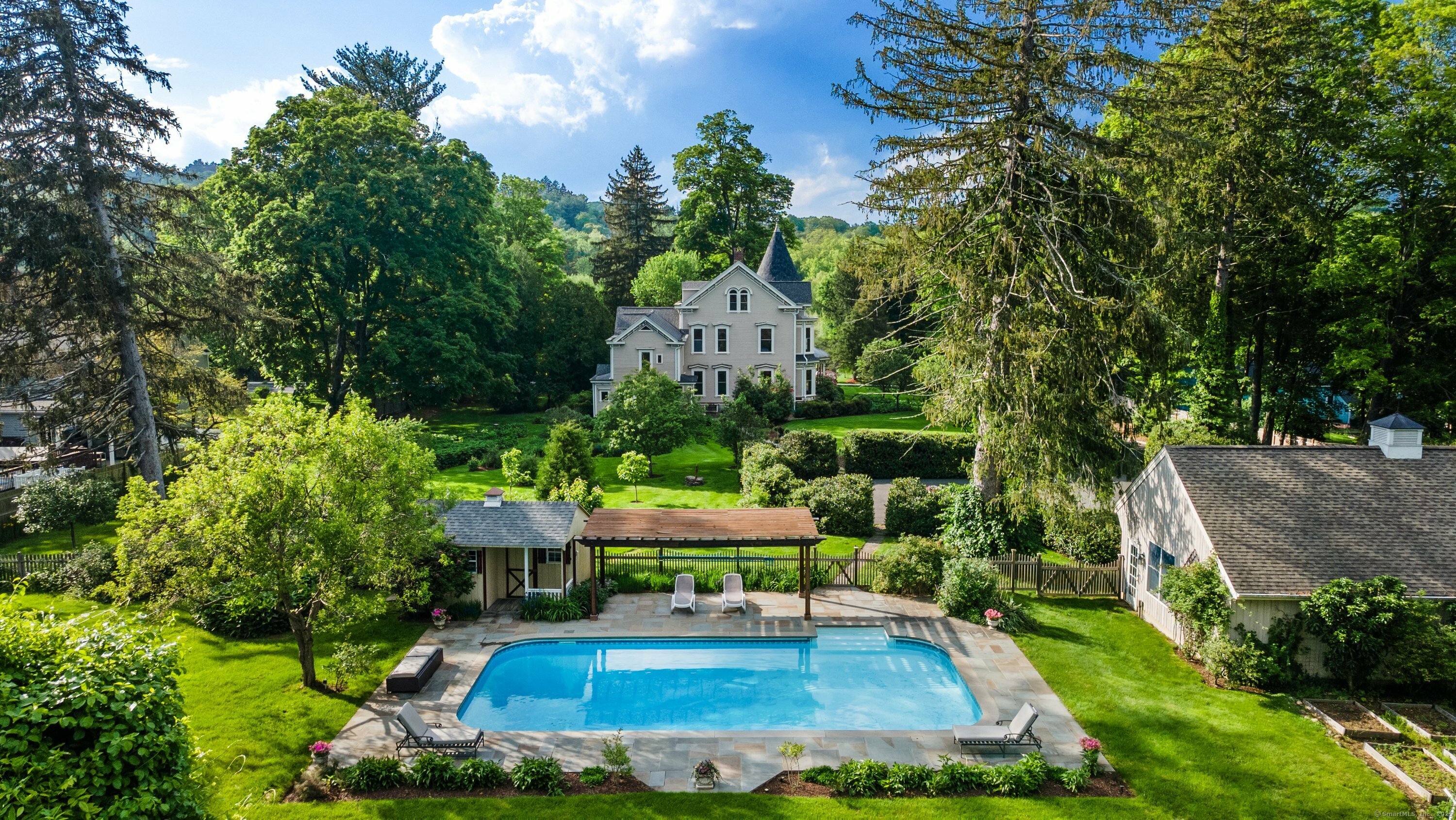 Property Photo: 13 Sugar Street CT 06470