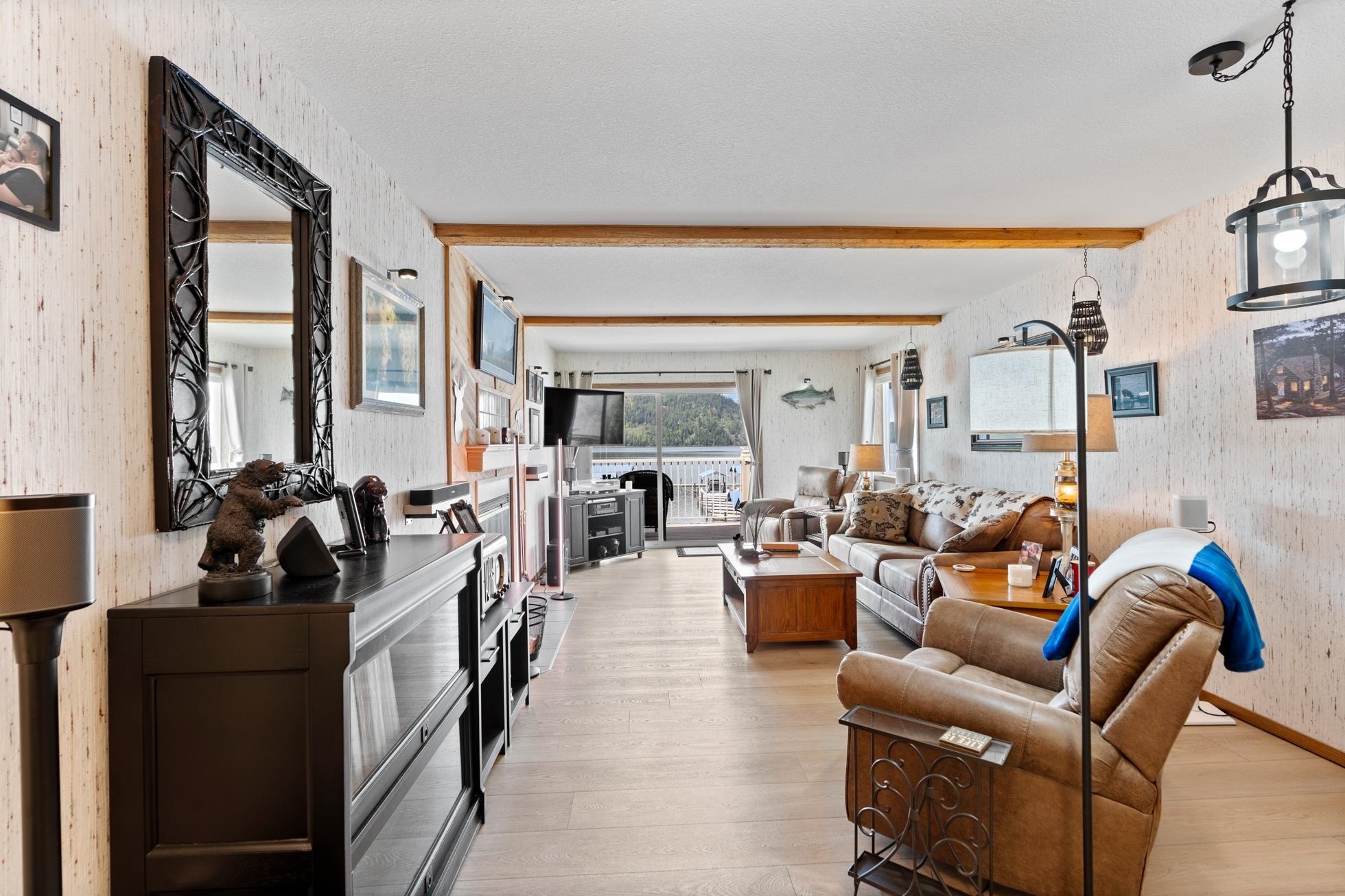 Property Photo: 328 Bayview Dr 12 ID 83821