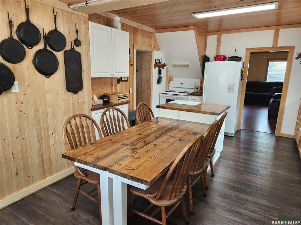 Property Photo: 523 Bear Road SK S0E 0E0