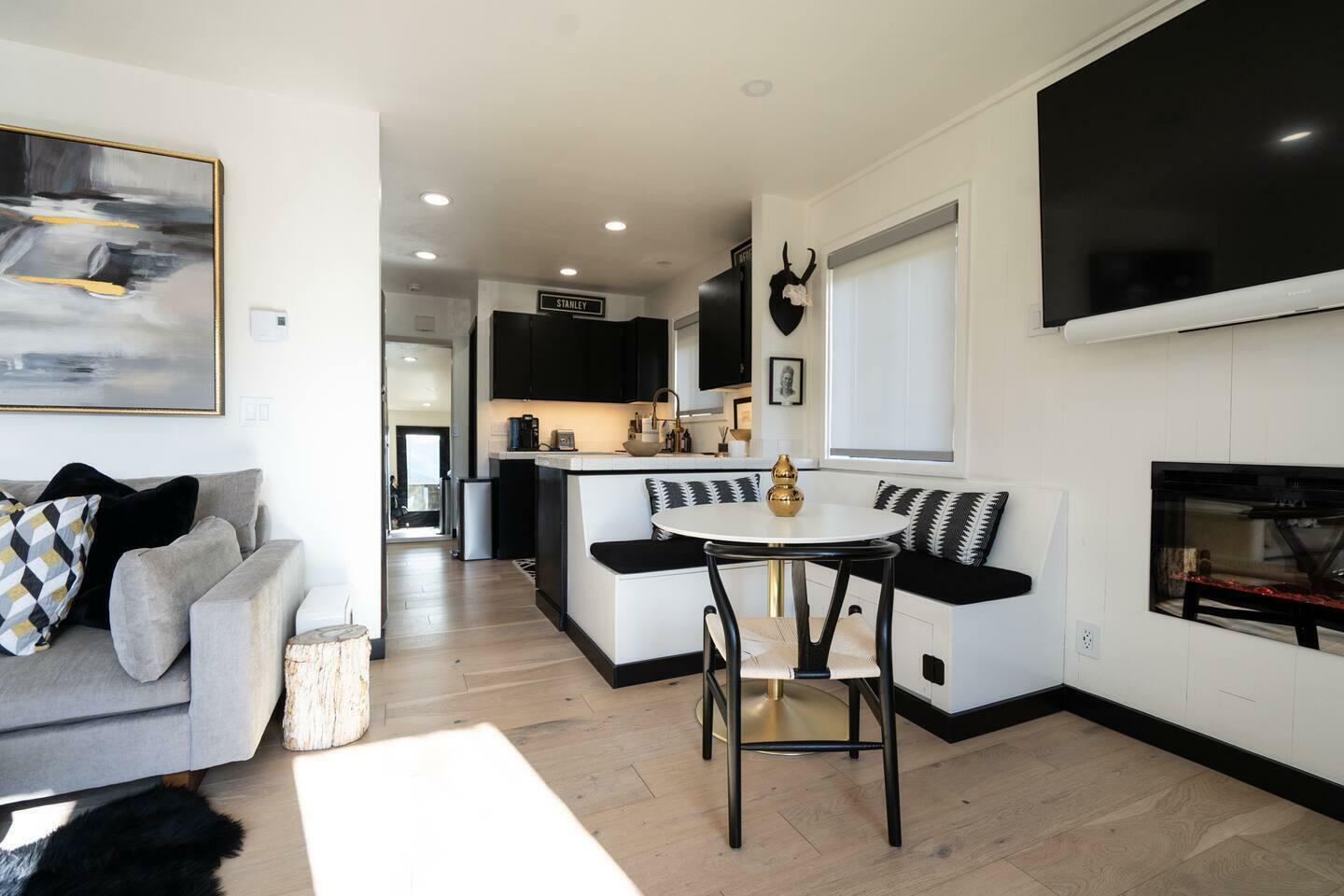 Property Photo: 140 Valleywood Dr ID 83340
