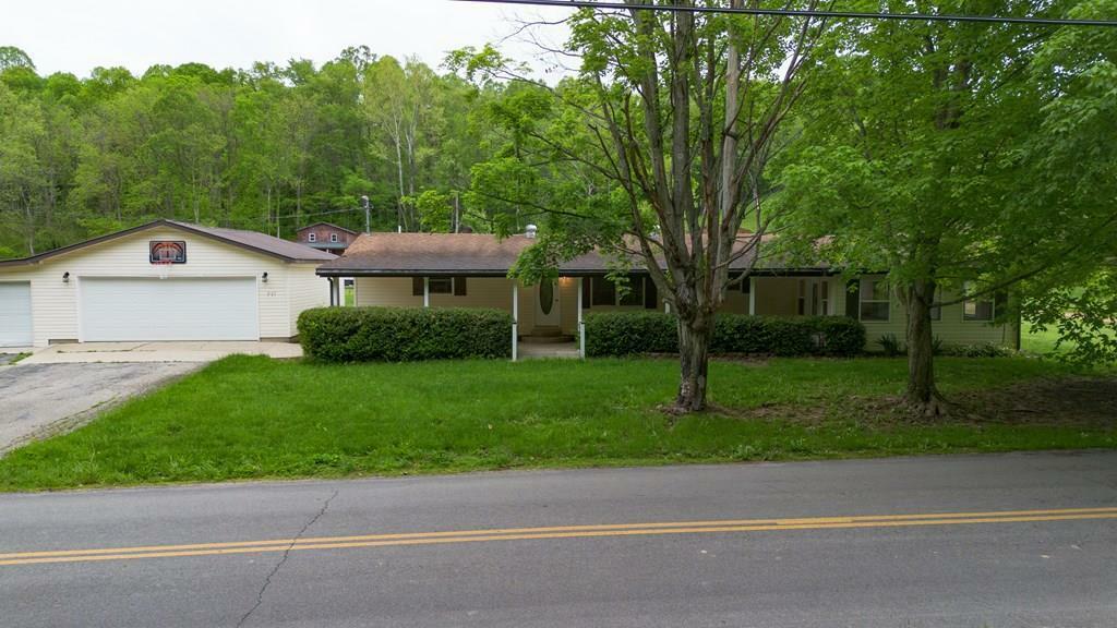 Property Photo: 947 Spud Run Road OH 45601