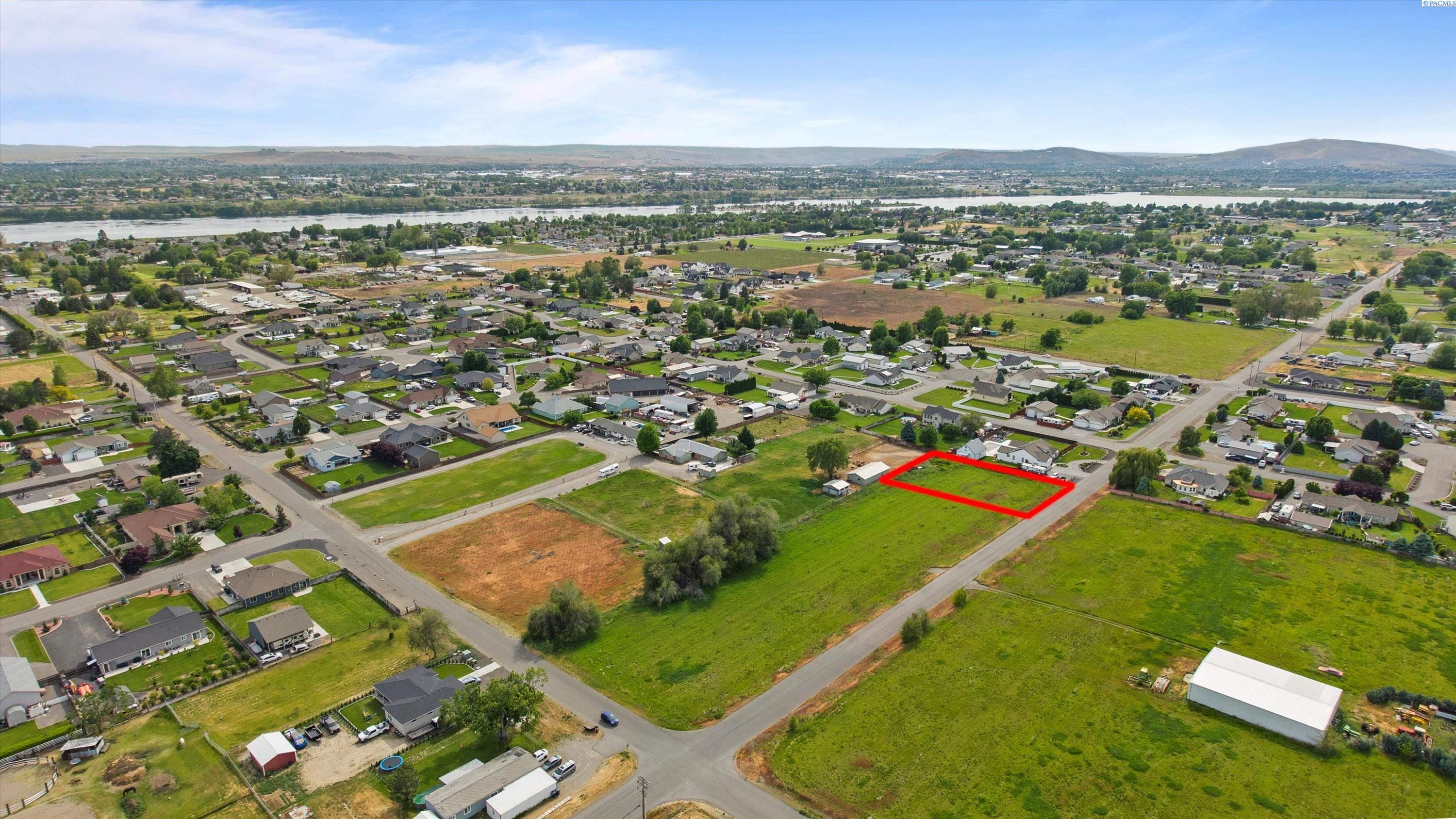 Property Photo: 6505 W Wernett Rd 1 WA