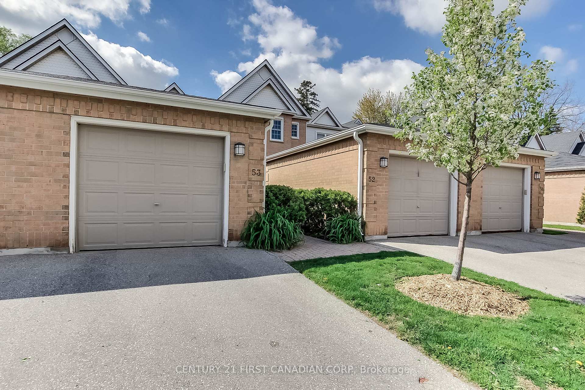 Photo de la propriété: 1570 Richmond Street 53 ON N6G 4W2