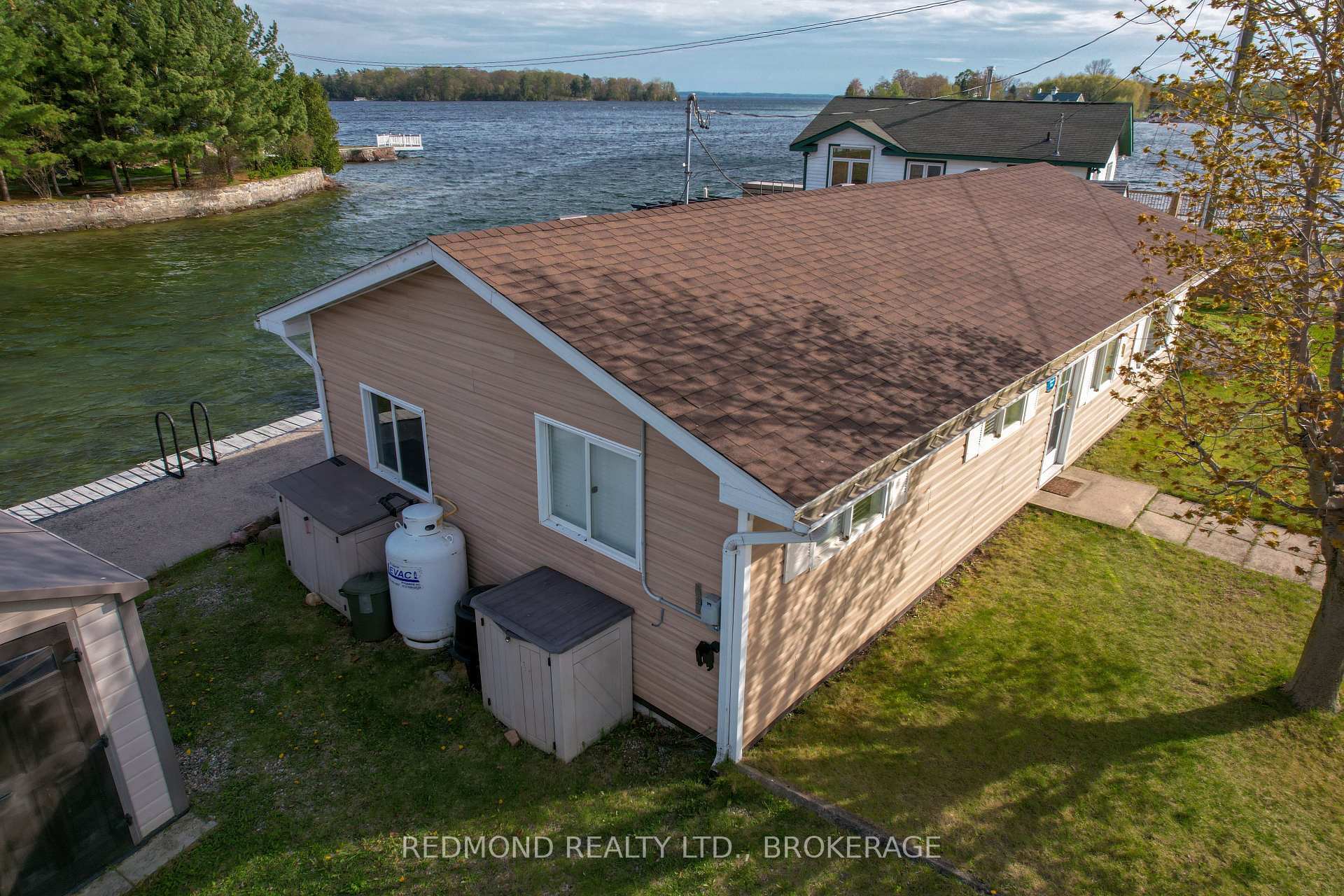 Property Photo: 396 Howe Island Ferry Road S ON K7G 2V5