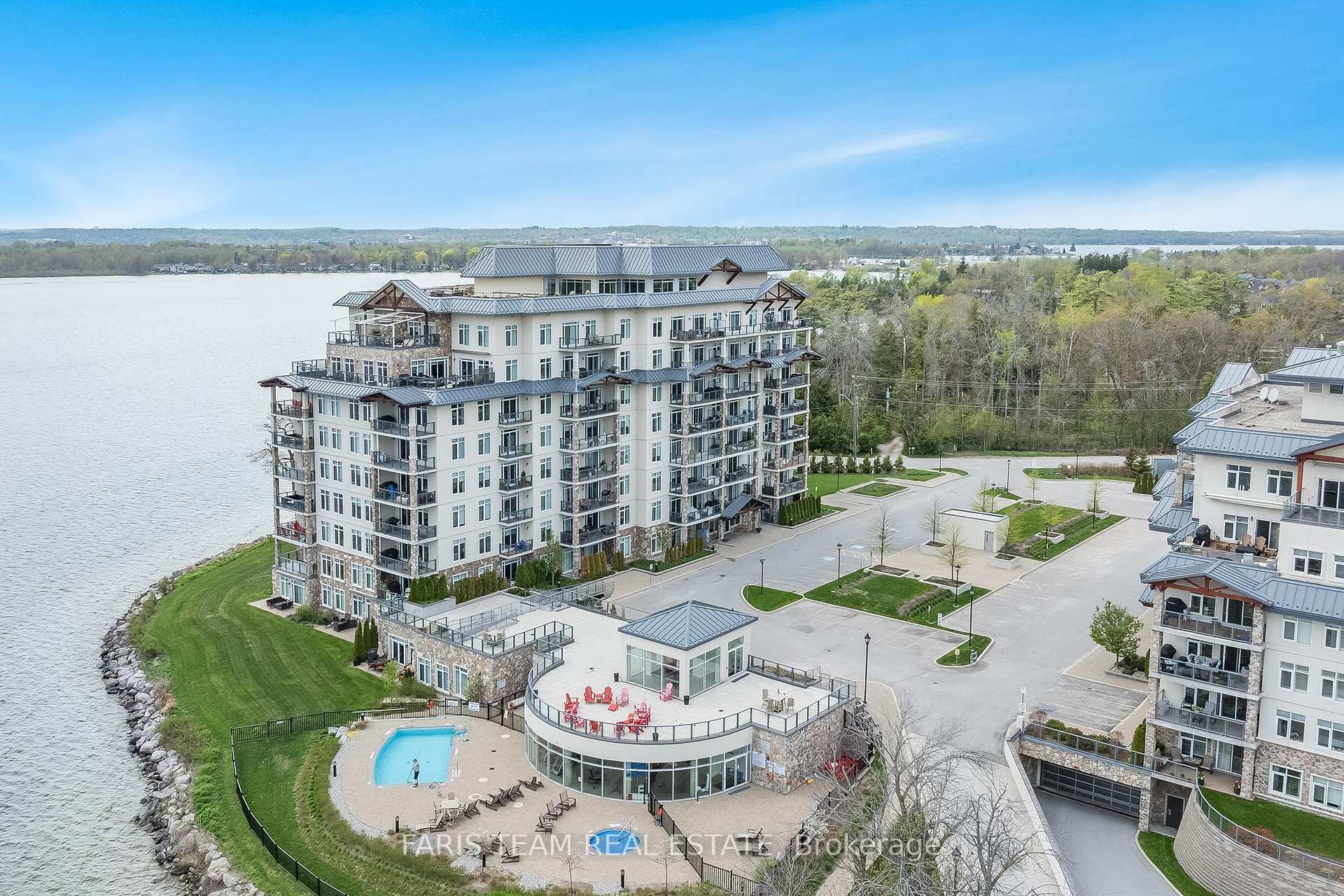 Photo de la propriété: 90 Orchard Point Road 606 ON L3V 8K4