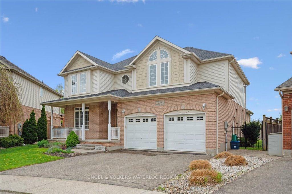 Property Photo: 334 Schooner Crescent ON N2K 4M6